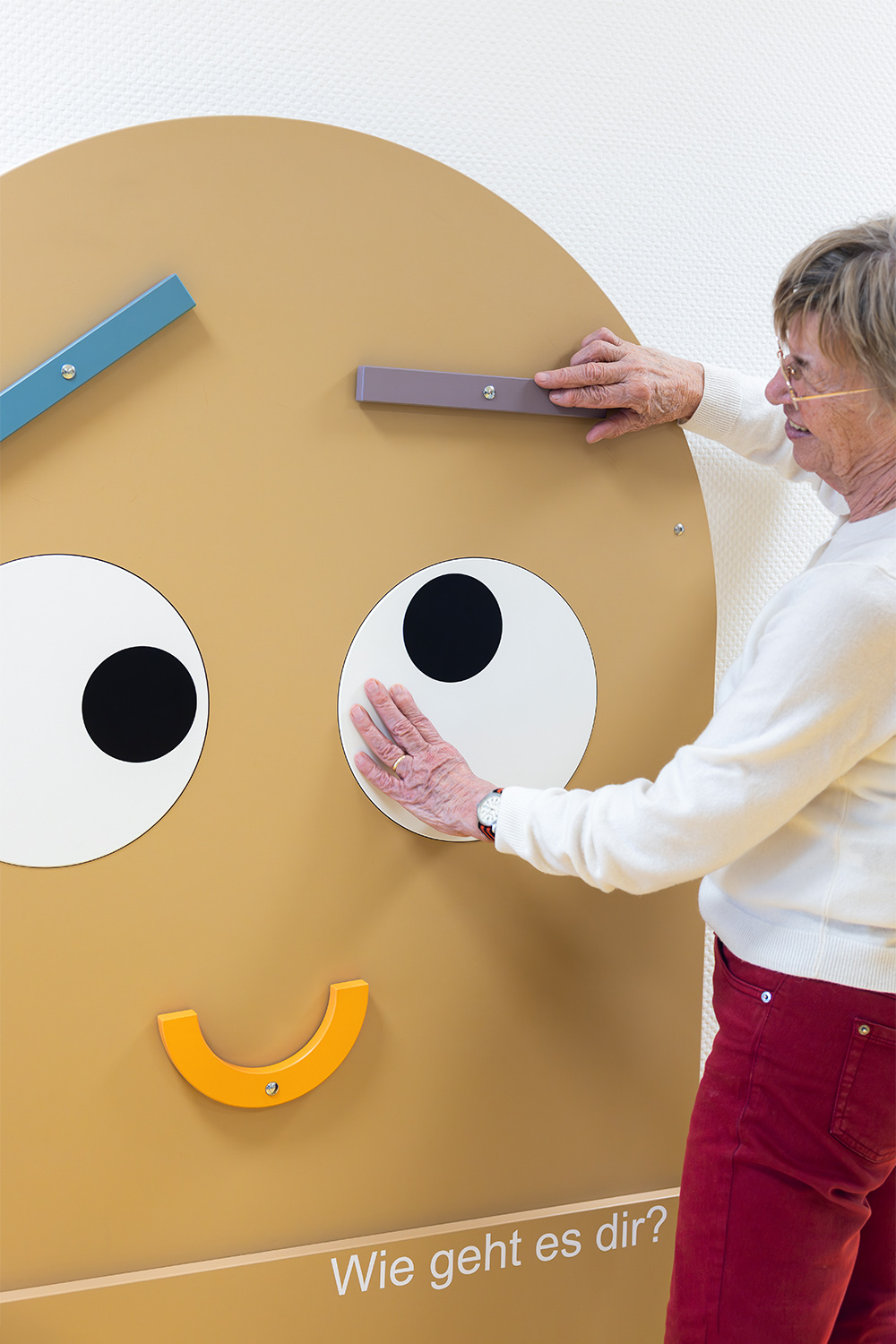 baukind | Phorms Schule Berlin – Workspace Stehtische