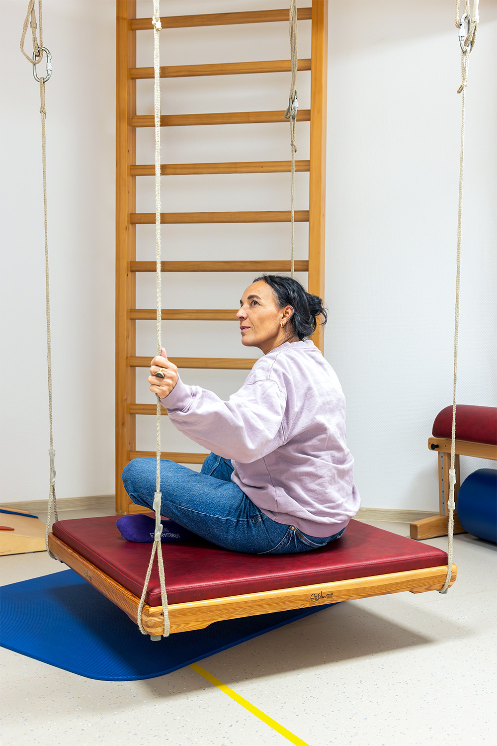 baukind | Phorms Schule Berlin – Workspace Stehtische